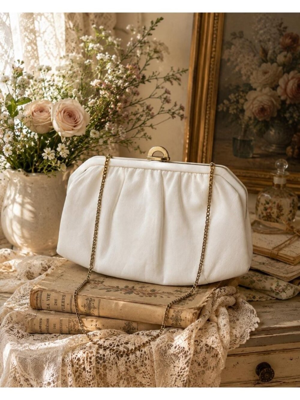 Vintage White Clutch Purse Chain Strap Shoulder Bag Gold Tone Mirror Wedding